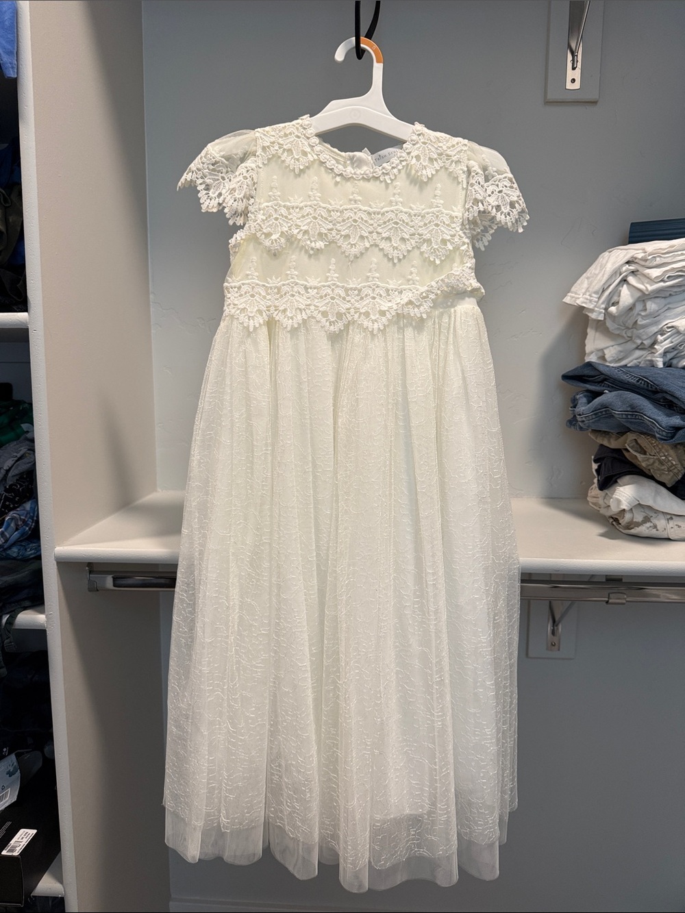 Girls' White Lace Formal Dress with Floral Appliqué